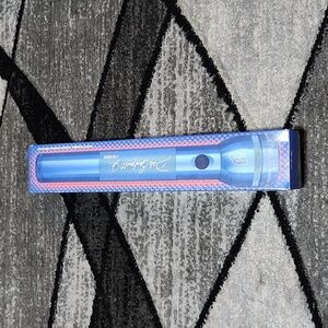 1999 MAG-LITE NASCAR DALE EARNHARDT JR #3 BLUE SIGNATURE SERIES FLASHLIGHT PRICE